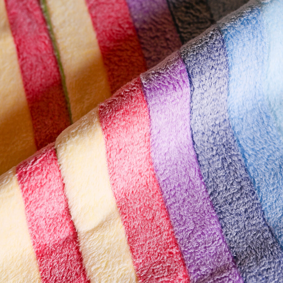 Plumpsi rainbow fleece