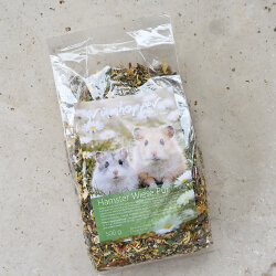 Hamster Wiese Pur